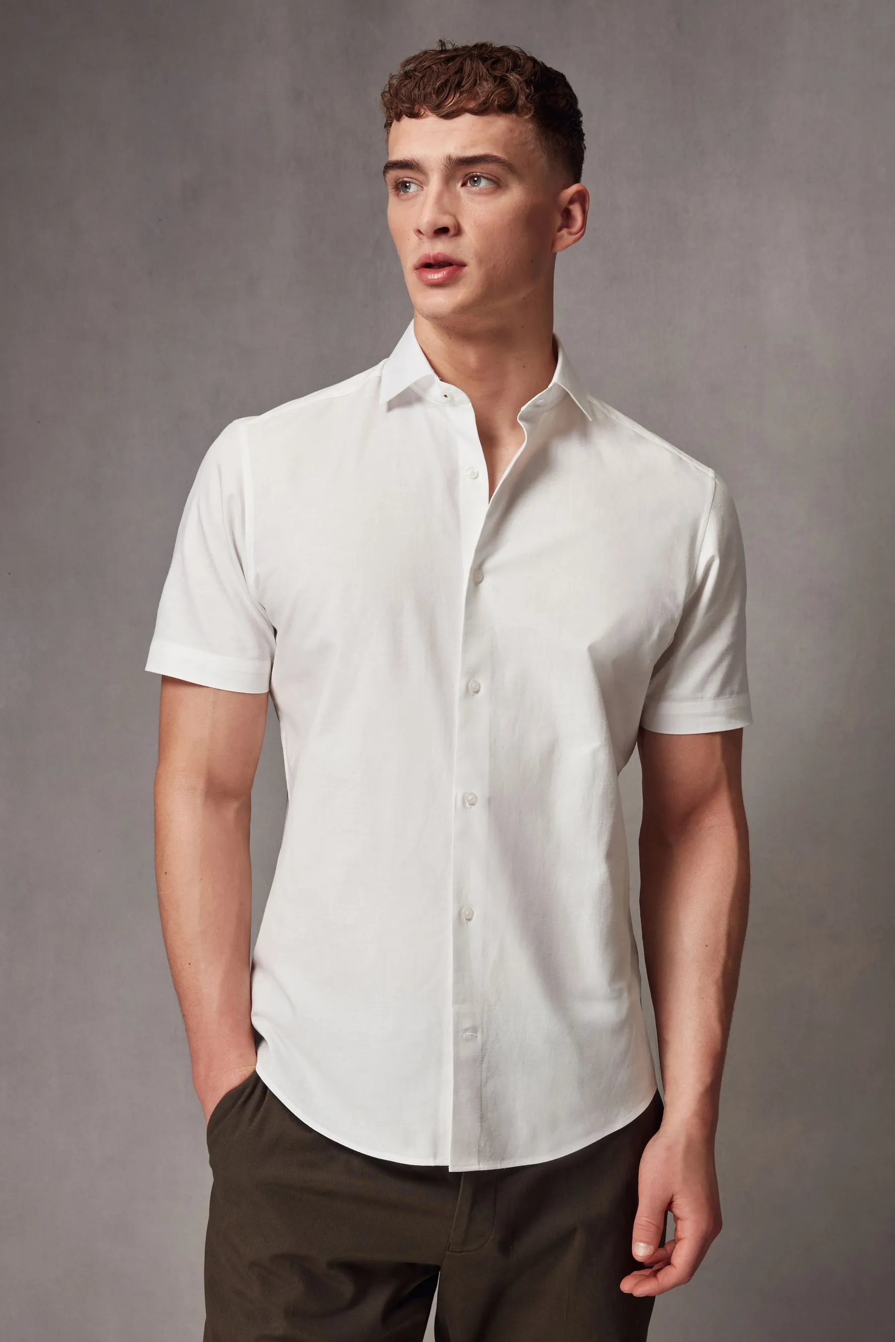 Camicia in misto lino a maniche corte    