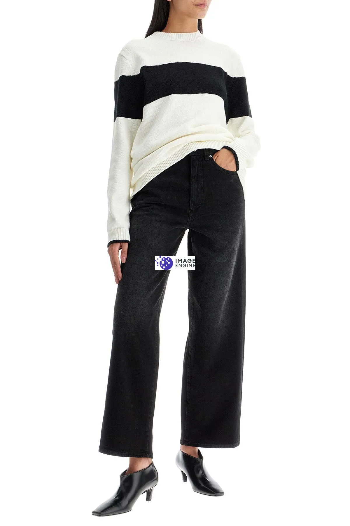Jeans cropped e svasati