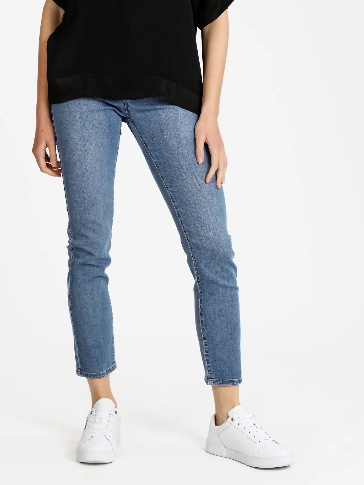 Max & Liu Jean femme coupe classique