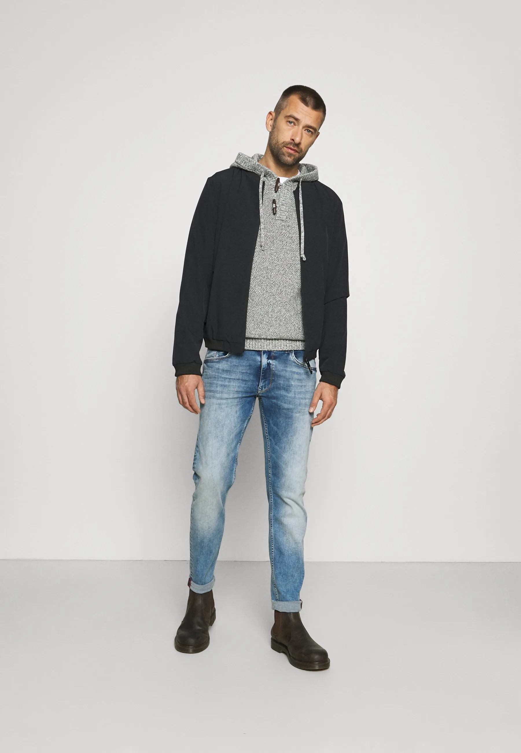 RUSSEL - Jeans a sigaretta
